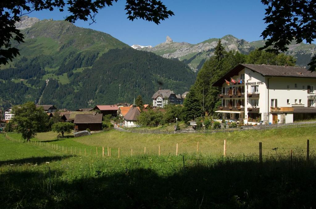 Hotel Berghaus Wengen Exterior foto