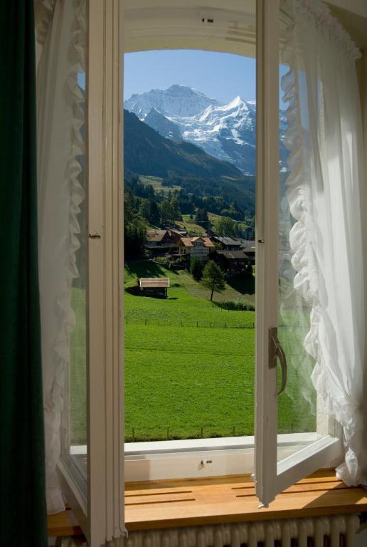 Hotel Berghaus Wengen Exterior foto